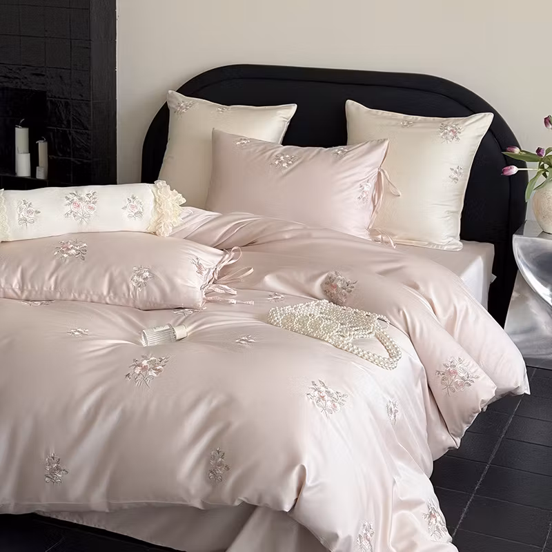 Cotton long-staple cotton four-piece cotton embroidered quilt cover bedding set of 4